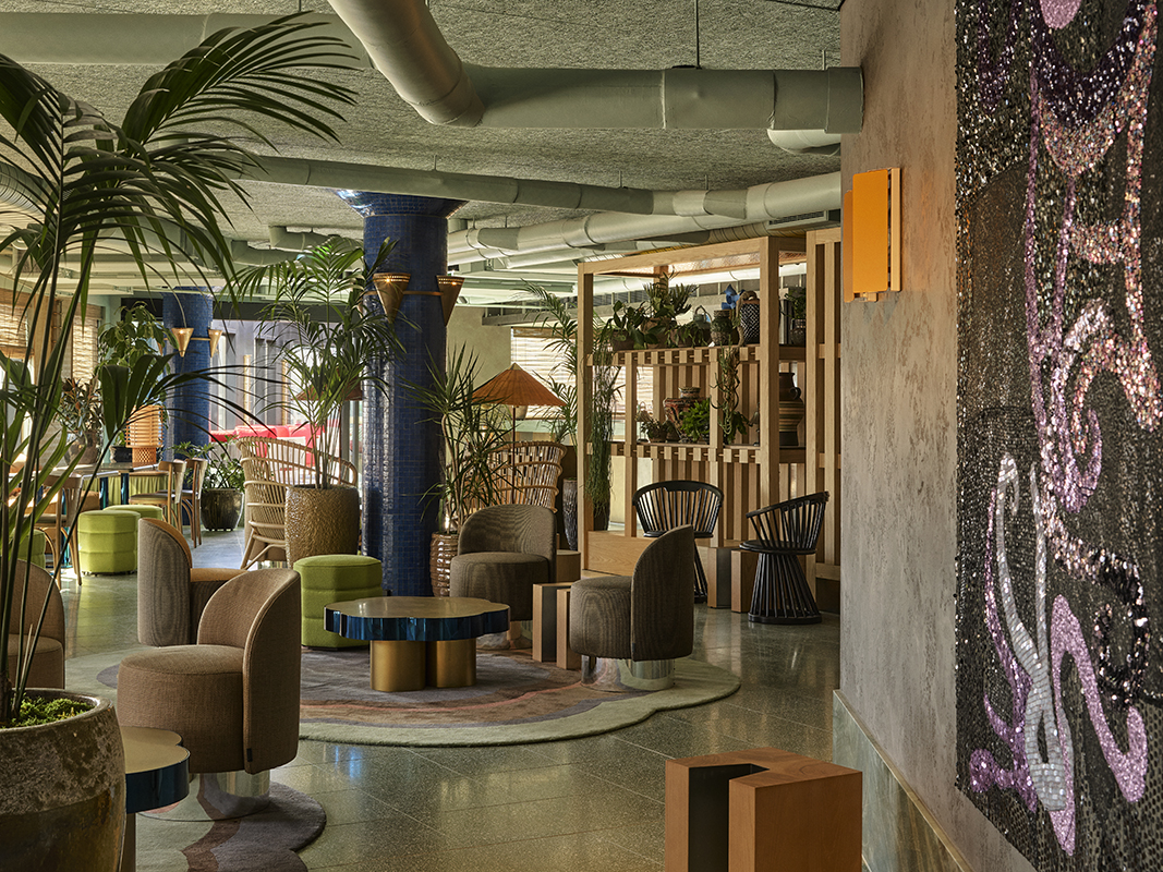 HANNAH ST HOTEL - 112525_0106